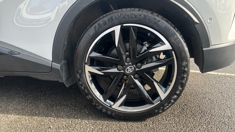 Toyota C-HR 1.8 Hybrid GR Sport 5dr CVT Hybrid Hatchback